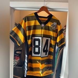 Nike Stitched Antonio Brown Jersey( Bumble bee throwback) size Small